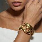 Serpent Bracelet Gold - Image 2