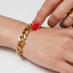 Unisex Curb Chain Bracelet - Gold - Image 5